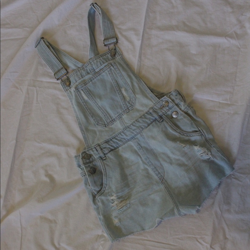 Light wash overall shorts